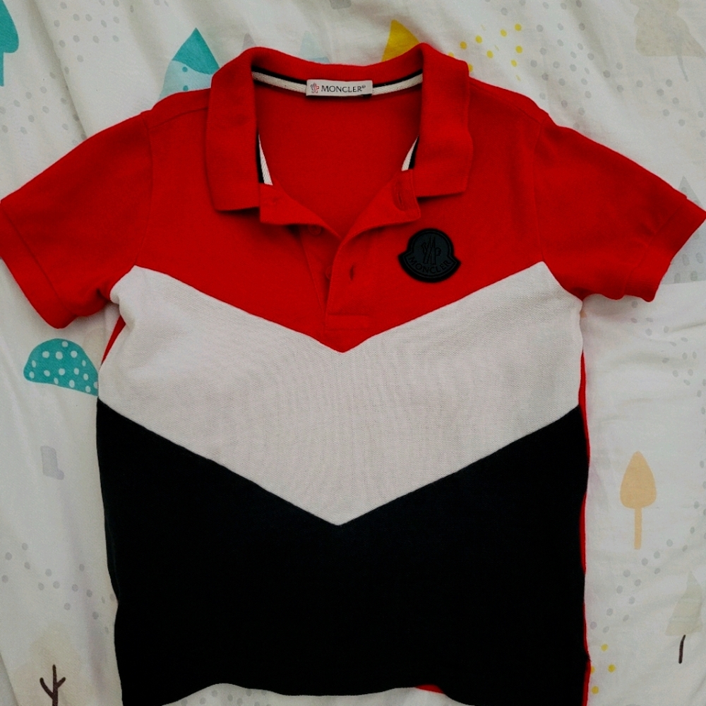 Moncler polo size 4 years